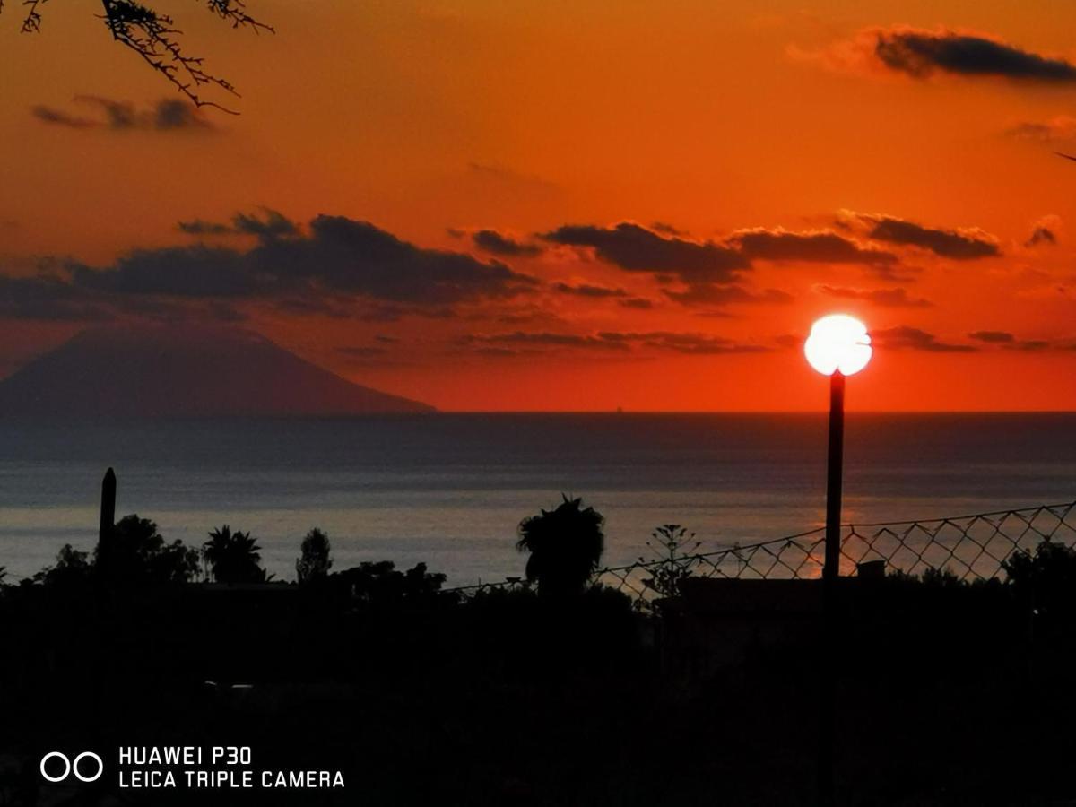 Sole E Luna Capo Vaticano Рикади Екстериор снимка